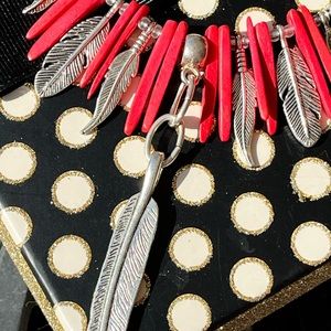 Silver feathers Necklace and earrings set